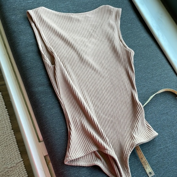 Iris Taupe body suit Worn twice M - Picture 6 of 6
